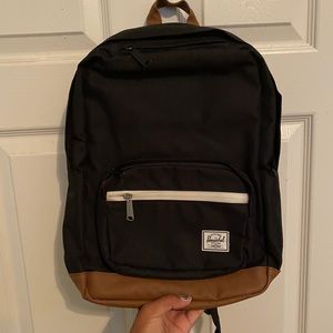 Herschel Pop Quiz Mid Size Backpack